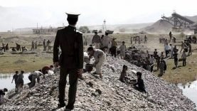 avechrist-persecution