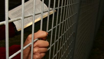 Bible-prison-avechrist