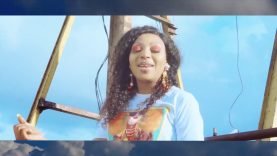 Flavie Assako. Jésus christ est excellent. (Clip officiel)