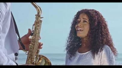 Roschen – Defeated (Official Video)