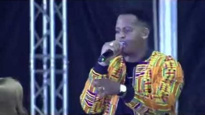 Louange gospel ( Benediction feat Ewert sun : Avec des pas de danse en live au concert d’indira)