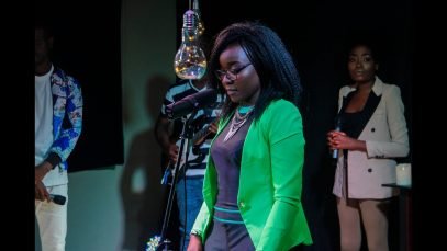 Luciola – Remplis ce Lieu (Official Video)