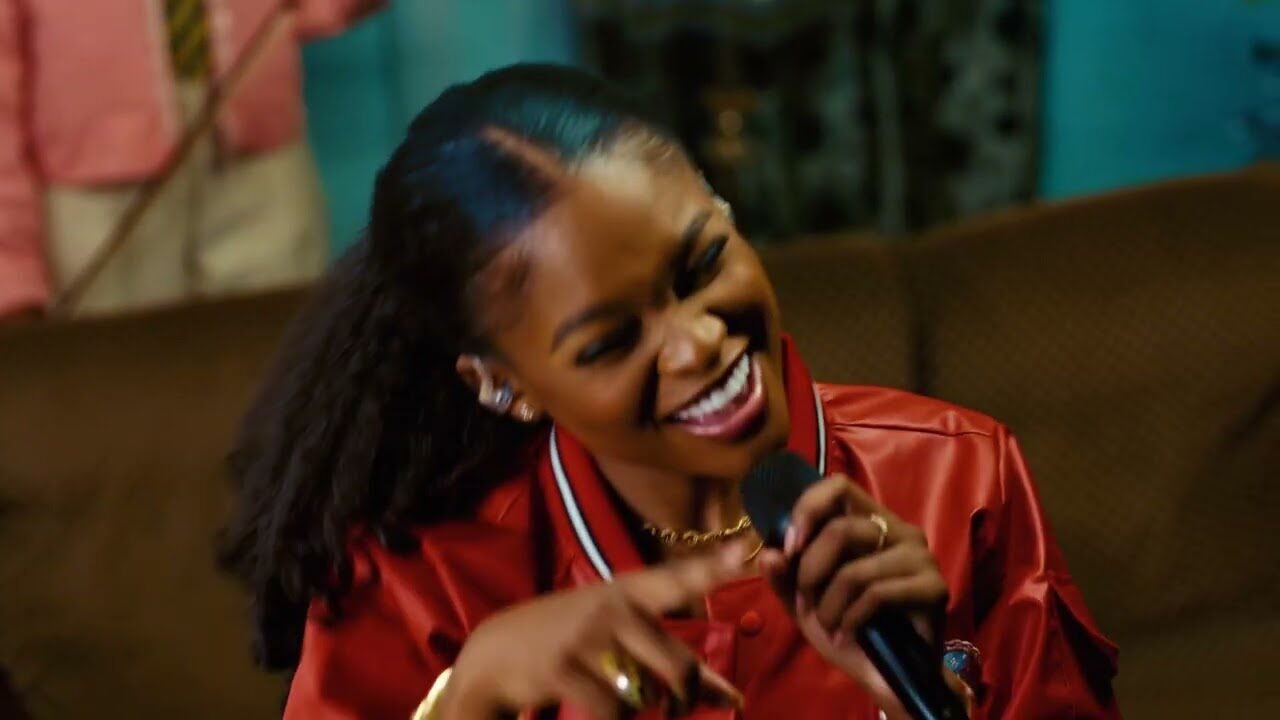 ACOUSTIC D’EDEN – INDIRA (live performance)