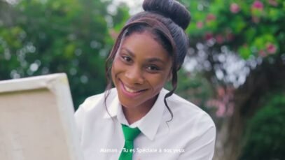 Hannah Azarelle – Hymne A Maman